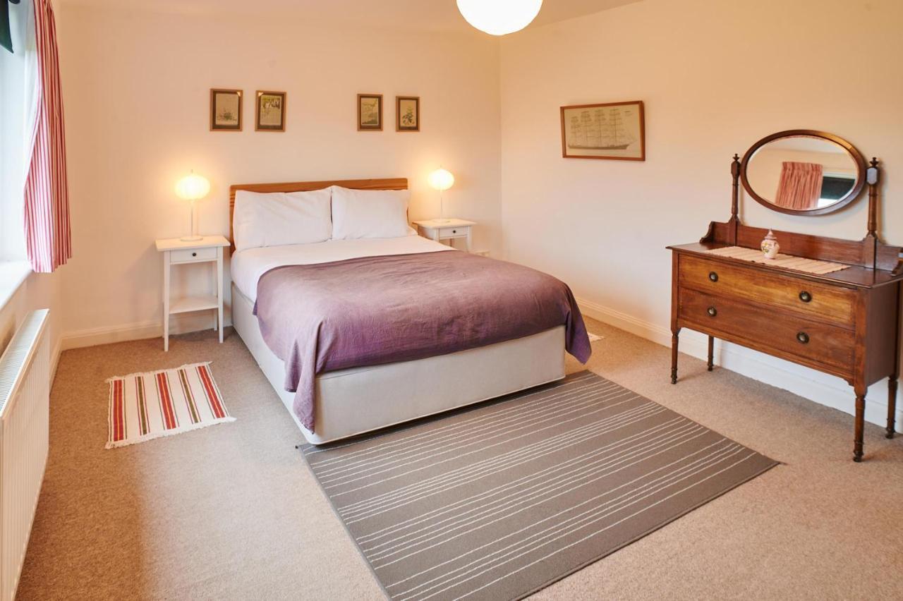 Host & - Penrheol Brecon