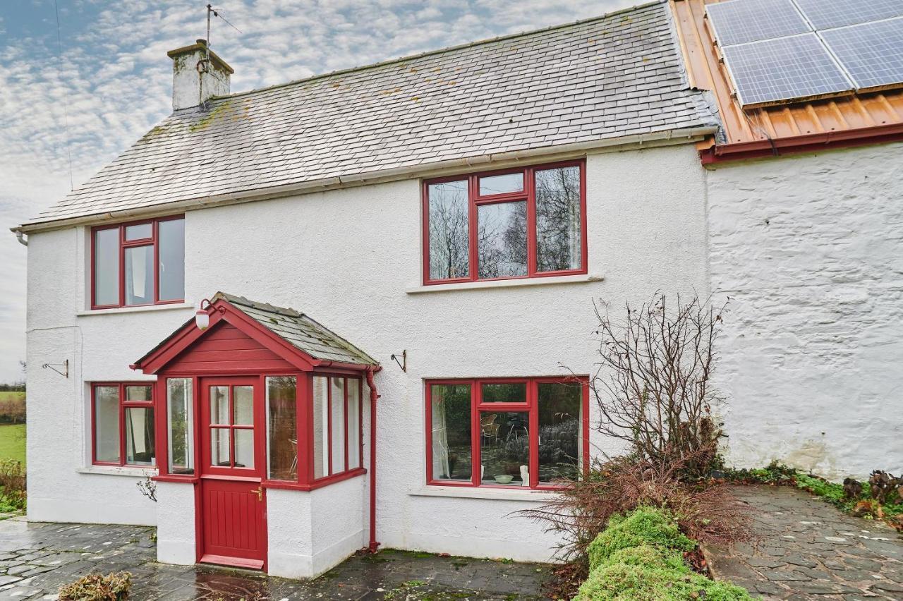 Host & - Penrheol Brecon